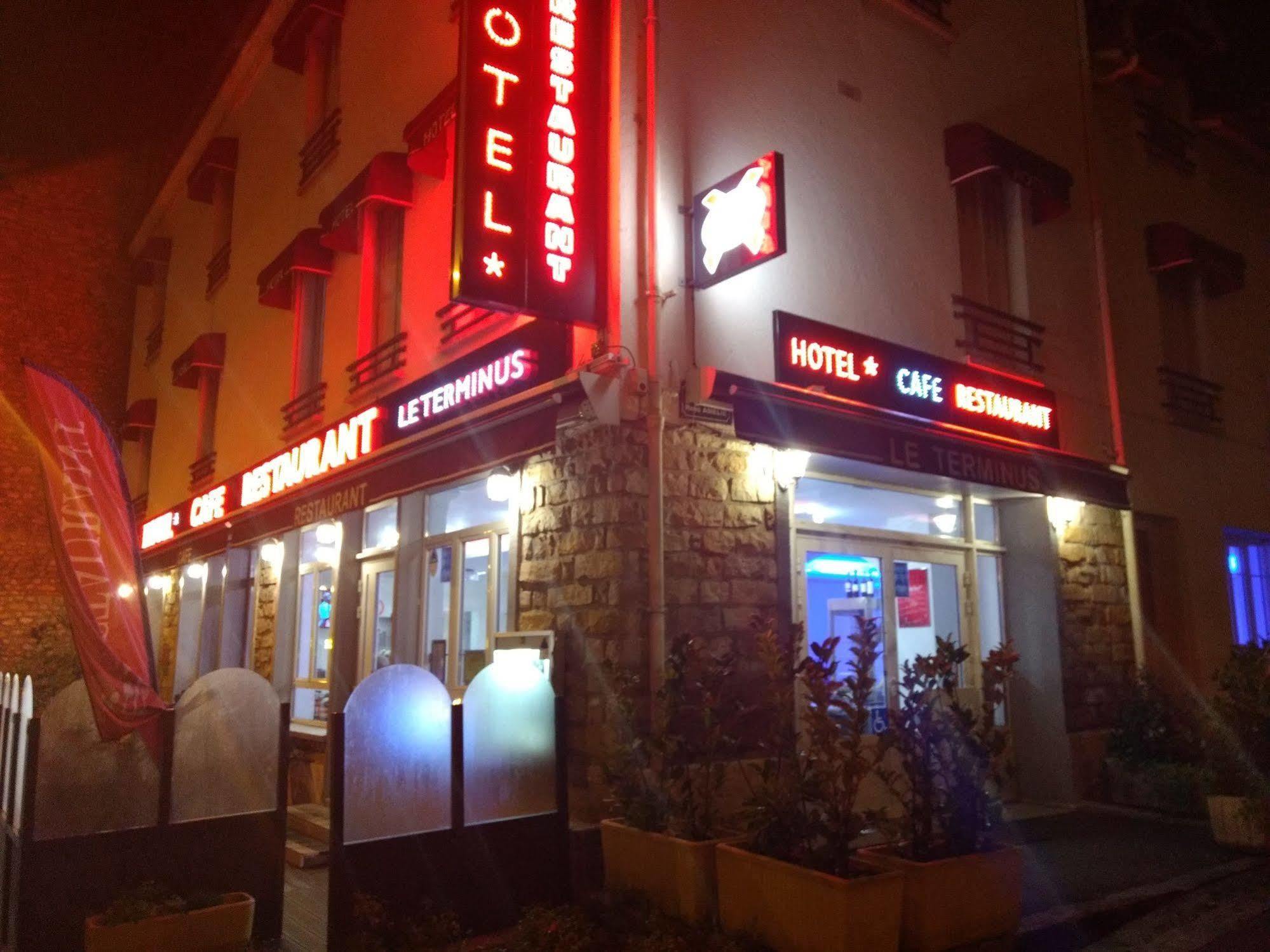 Hotel Terminus Fontainebleau Avon Esterno foto